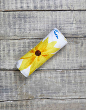 Load image into Gallery viewer, ORGANIC SWADDLE - SUNFLOWER
