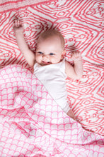 Load image into Gallery viewer, ORGANIC SWADDLE - PINK RAINBOW