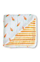 Load image into Gallery viewer, ORGANIC SNUG BLANKET - CARROTS