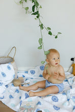 Load image into Gallery viewer, ORGANIC SNUG BLANKET - MANDALA