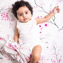 Load image into Gallery viewer, ORGANIC SWADDLE SET - SAKURA
